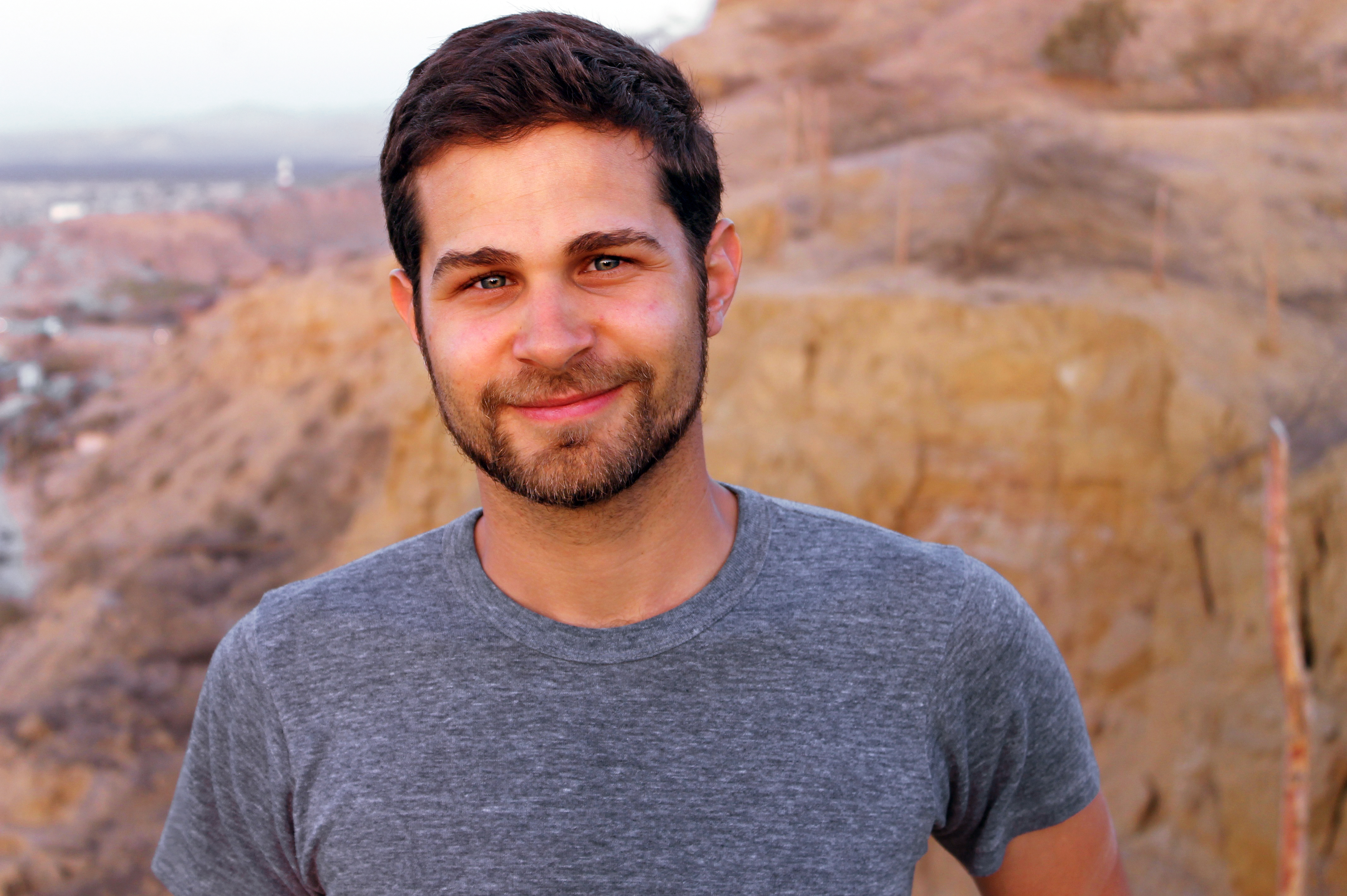 Andres Ruzo headshot